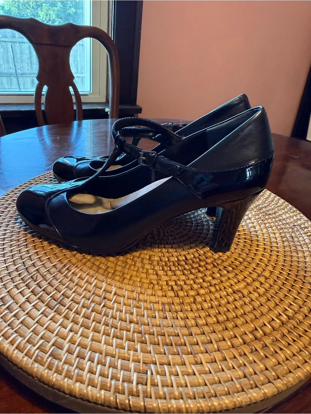 Giani‎ Bernini Black Patent Leather Mary Jane Heels